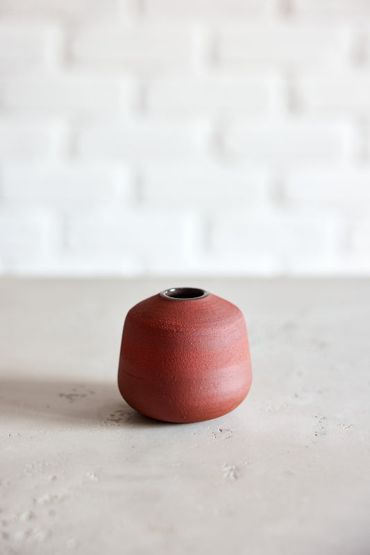 DEEP TERRA VASE